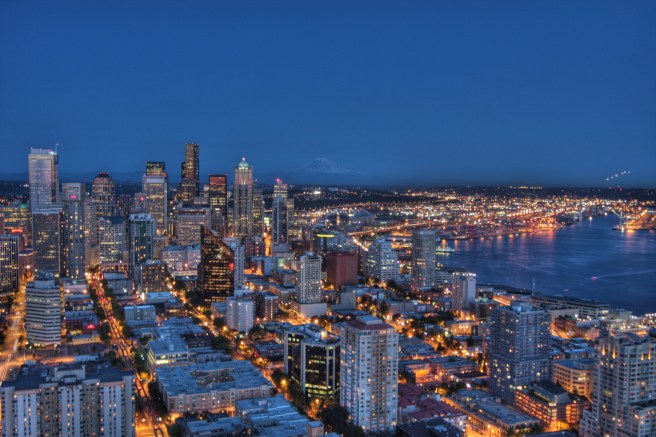 Seattle  Night HDR-2
